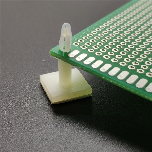 Kit de Clips Adhésifs en Plast - Circuit Snap Kit avis et prix